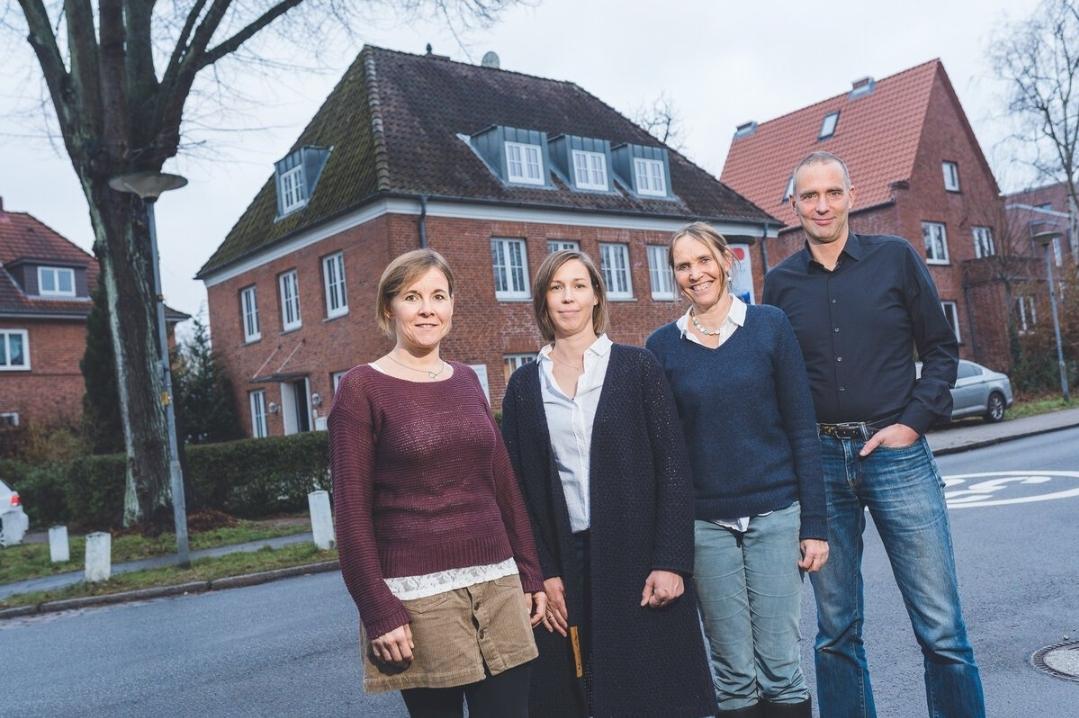 Von links: Dr. med. Astrid Faßbinder, Dr. med. Doerthe Peters, Dr. med. Dagmar Hermes, Dr. med. Jan Philipp Simon